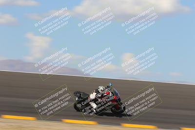 media/Oct-03-2022-Moto Forza (Mon) [[5f077a3730]]/Beginner Group/Session 2 (Turn 10)/